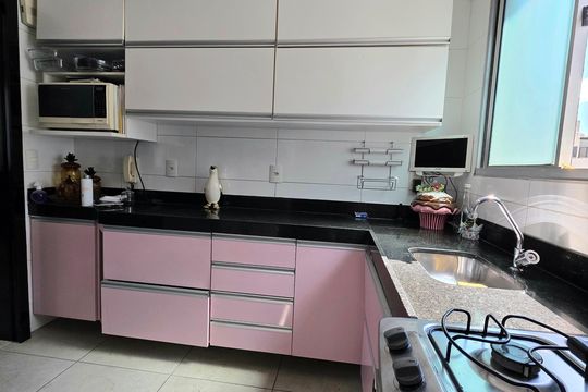 Cozinha de apartamento à venda com 3 quartos, 216m² em Buritis, Belo Horizonte