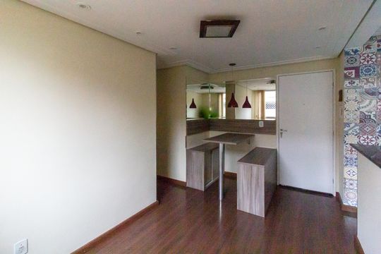 Sala de apartamento para alugar com 2 quartos, 44m² em Centro, Guarulhos