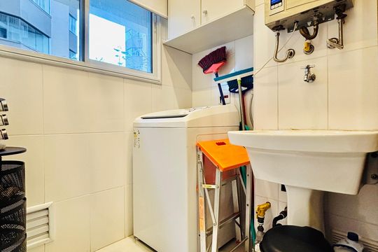 Lavanderia de apartamento para alugar com 2 quartos, 63m² em Alphaville Industrial, Barueri