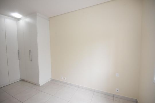 suite de apartamento para alugar com 2 quartos, 181m² em Jardim Santa Teresa, Jundiaí