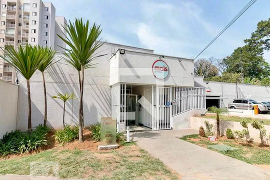 Fachada do prédio de apartamento para alugar com 3 quartos, 62m² em Jardim Bela Vista, Guarulhos