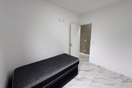 Quarto 1 de apartamento para alugar com 2 quartos, 45m² em Jardim Pioneira, Cotia