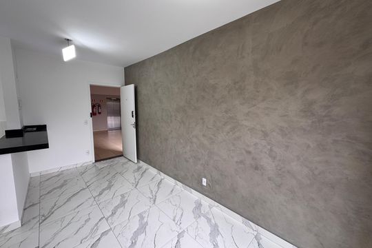 Sala de apartamento para alugar com 2 quartos, 45m² em Jardim Pioneira, Cotia