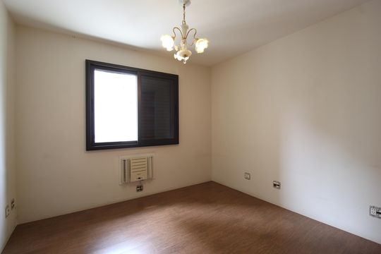 Quarto 1 - Suíte de apartamento à venda com 4 quartos, 236m² em Indianópolis, São Paulo