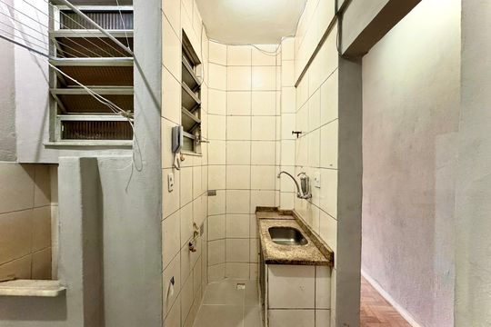 Cozinha de apartamento para alugar com 1 quarto, 47m² em Centro, Rio de Janeiro
