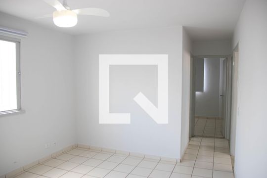 Sala de apartamento para alugar com 2 quartos, 84m² em Setor Central, Goiânia