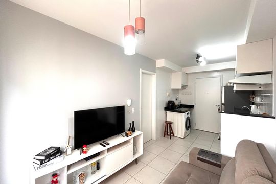 Sala  de apartamento à venda com 1 quarto, 28m² em Jardim Prudência, São Paulo