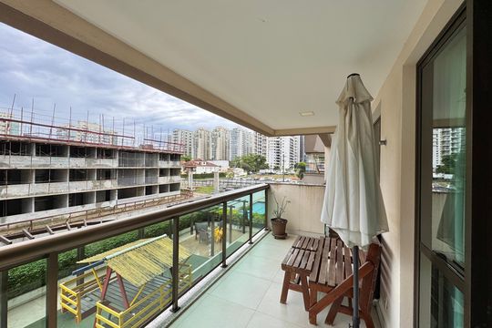 Varanda de apartamento para alugar com 2 quartos, 75m² em Recreio dos Bandeirantes, Rio de Janeiro