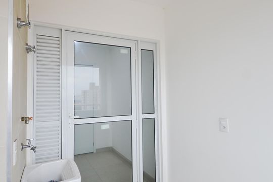 Área de Serviço de apartamento para alugar com 2 quartos, 56m² em Vila Aprazivel, Guarulhos