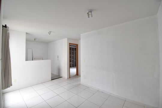 Apartamento para alugar com 2 quartos, 44m² em Santa Cândida, Curitiba