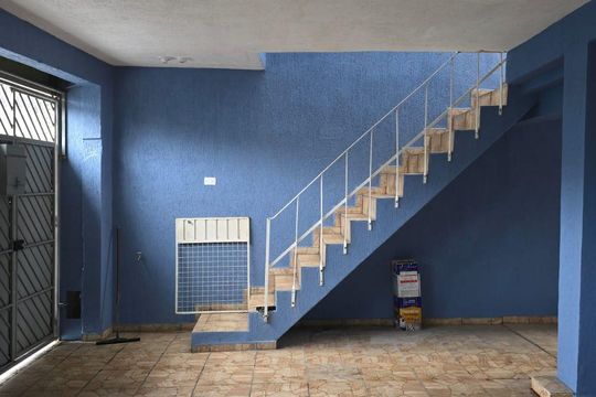 Garagem de casa para alugar com 2 quartos, 150m² em Jardim Figueira, Guarulhos