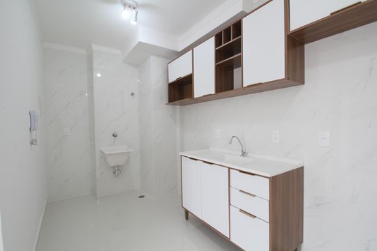 Cozinha de apartamento para alugar com 2 quartos, 44m² em Vila Andrade, São Paulo