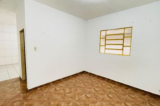 Casa para alugar com 1 quarto, 45m² em Jardim Sao Luiz, Embu das Artes