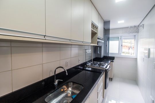 Cozinha de apartamento para alugar com 2 quartos, 55m² em Jardim do Líbano, Barueri