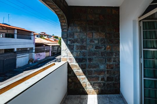 Varanda do Quarto 3 de casa à venda com 4 quartos, 386m² em Copacabana, Belo Horizonte