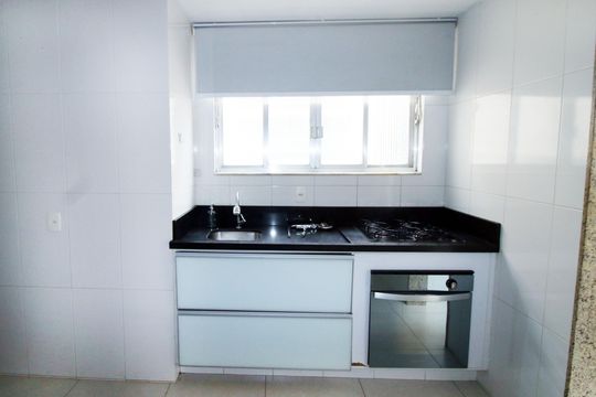 Cozinha de apartamento para alugar com 2 quartos, 89m² em Vista Alegre, Rio de Janeiro