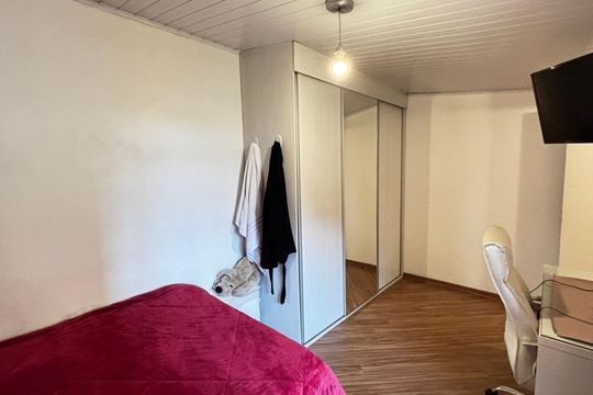 Quarto 1 de casa à venda com 4 quartos, 223m² em Jardim Rina, Santo André