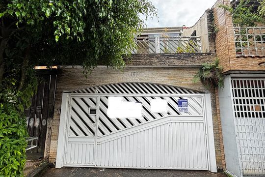 Fachada de casa à venda com 4 quartos, 223m² em Jardim Rina, Santo André