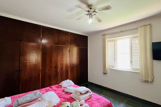 Casa à venda com 4 quartos, 270m² em Jardim Chapadão, Campinas