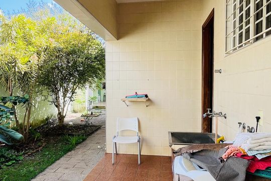 Casa à venda com 4 quartos, 270m² em Jardim Chapadão, Campinas