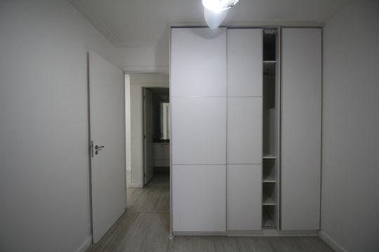 Apartamento à venda com 2 quartos, 70m² em Paraíso do Morumbi, São Paulo