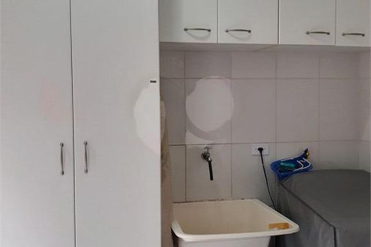 Casa à venda com 3 quartos, 248m² em Vila Mariza Mazzei, São Paulo