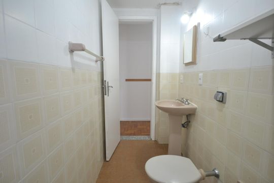 Banheiro Social de apartamento à venda com 2 quartos, 56m² em Jaguaré, São Paulo