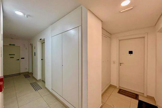 Hall Apartamento  de apartamento à venda com 2 quartos, 68m² em Jardim Dom Bosco, São Paulo