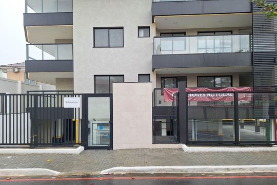 Fachada de apartamento à venda com 2 quartos, 91m² em Piratininga, Niterói