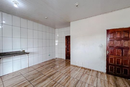 Casa de Condomínio para alugar com 2 quartos, 40m² em Jardim Maringa, São Paulo