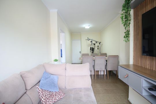 Sala de apartamento para alugar com 2 quartos, 57m² em Jardim das Palmas, São Paulo
