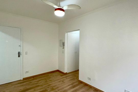 Sala de apartamento para alugar com 1 quarto, 50m² em Pinheiros, São Paulo