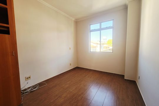 Quarto de apartamento para alugar com 3 quartos, 180m² em Bairro da Glória, Contagem