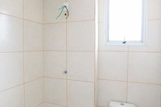 Banheiro Social de apartamento para alugar com 2 quartos, 54m² em Maria da Conceicao, Contagem