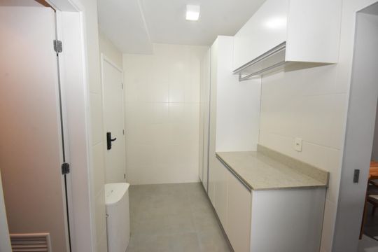 Área de Serviço de apartamento à venda com 3 quartos, 155m² em Anhangabaú, Jundiaí