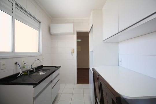 Banheiro  de apartamento para alugar com 2 quartos, 51m² em Morumbi, São Paulo