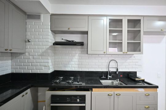 Cozinha de apartamento para alugar com 2 quartos, 32m² em Jardim Gilda Maria, São Paulo