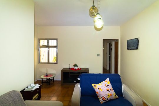 Sala de casa à venda com 5 quartos, 300m² em Vila Bela, São Paulo