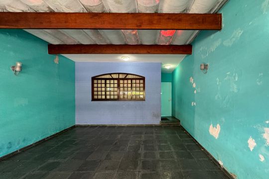 Garagem de casa à venda com 3 quartos, 120m² em Nova Petrópolis, São Bernardo do Campo