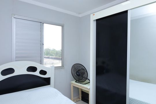 Quarto 2 de apartamento para alugar com 3 quartos, 68m² em Vila Cosmopolita, São Paulo