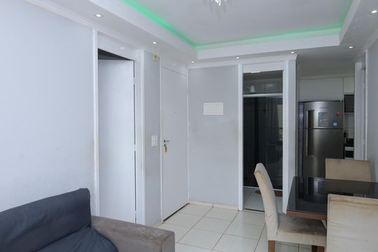 Sala de apartamento para alugar com 3 quartos, 68m² em Vila Cosmopolita, São Paulo