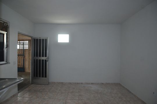 Kitnet/Studio para alugar com 1 quarto, 30m² em Bento Ribeiro, Rio de Janeiro
