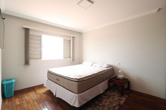 Quarto 1 - Suíte de apartamento para alugar com 3 quartos, 125m² em Nossa Senhora Aparecida, Uberlândia