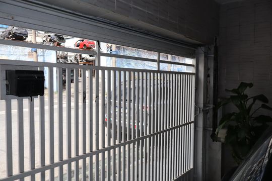 Garagem de casa para alugar com 3 quartos, 375m² em Vila Independencia, São Paulo