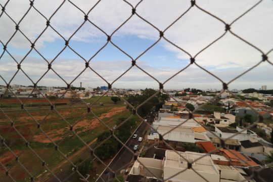 Vista de apartamento para alugar com 2 quartos, 43m² em Alto Umuarama, Uberlândia