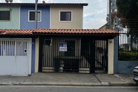 Fachada+Placa  de casa à venda com 3 quartos, 170m² em Itaquera, São Paulo