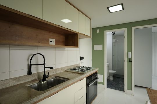 Cozinha de apartamento para alugar com 2 quartos, 34m² em Jurubatuba, São Paulo