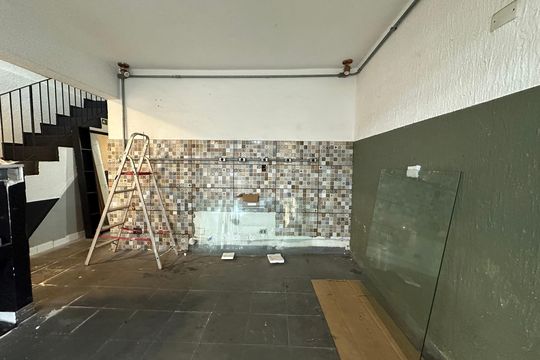 Casa para alugar com 2 quartos, 250m² em Vila Sao Jorge, Barueri