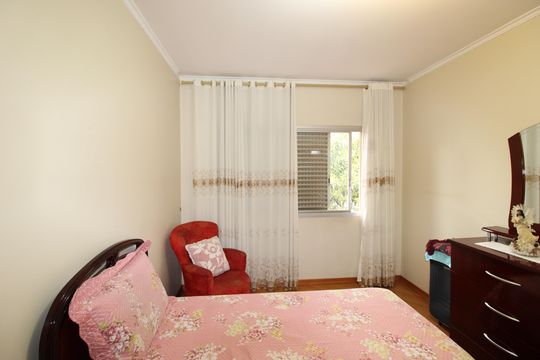 Quarto 3 de casa à venda com 5 quartos, 299m² em Cidade Líder, São Paulo