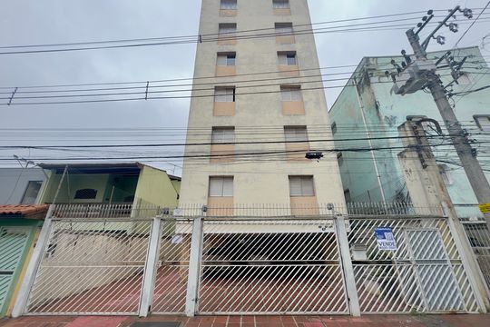 Placa instalada na fachada do imovel de apartamento à venda com 2 quartos, 56m² em Jardim Sao Judas Tadeu, Guarulhos